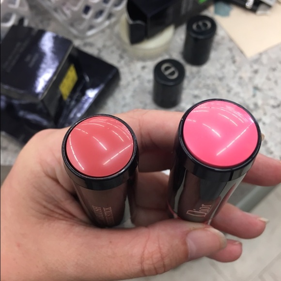 Dior Blush Stick in Cosmopolite Pink - Picture 3 of 4